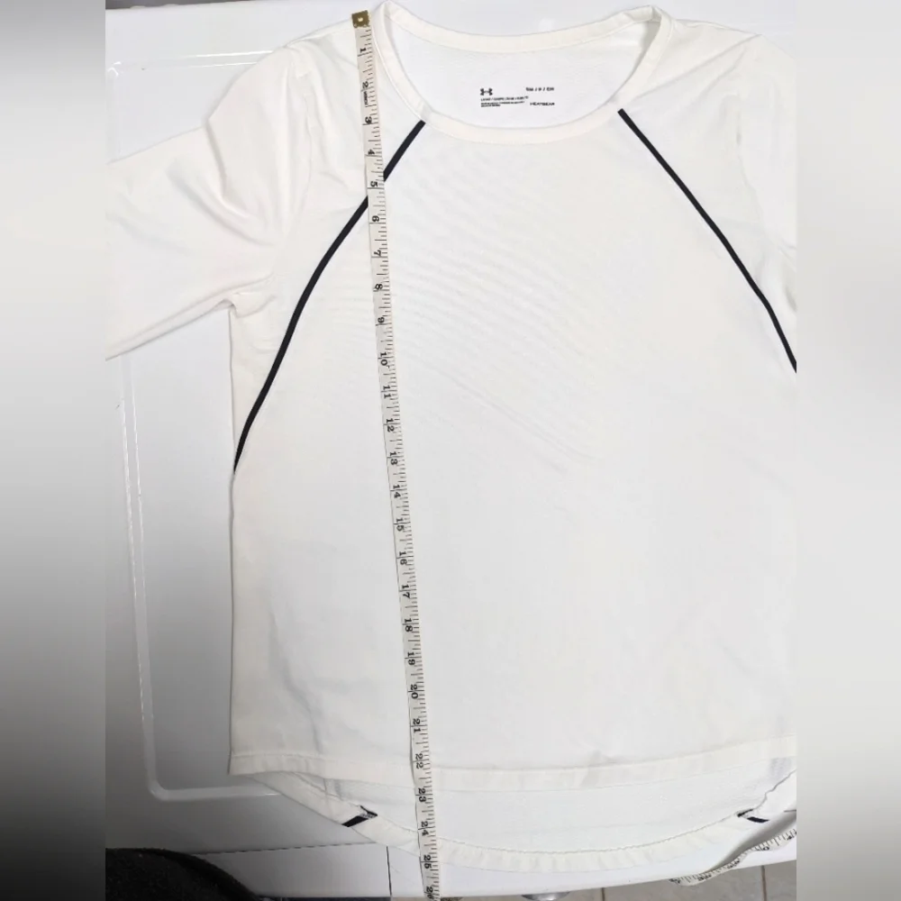 Under Armour UA Heatgear Women's Loose Fit Long Sleeve Shirt size S - Picture 11 of 11
